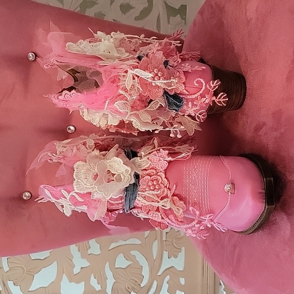 "OAKLEE" Custom Order Pink Lace Boho Western Booties - Picture 3 of 4